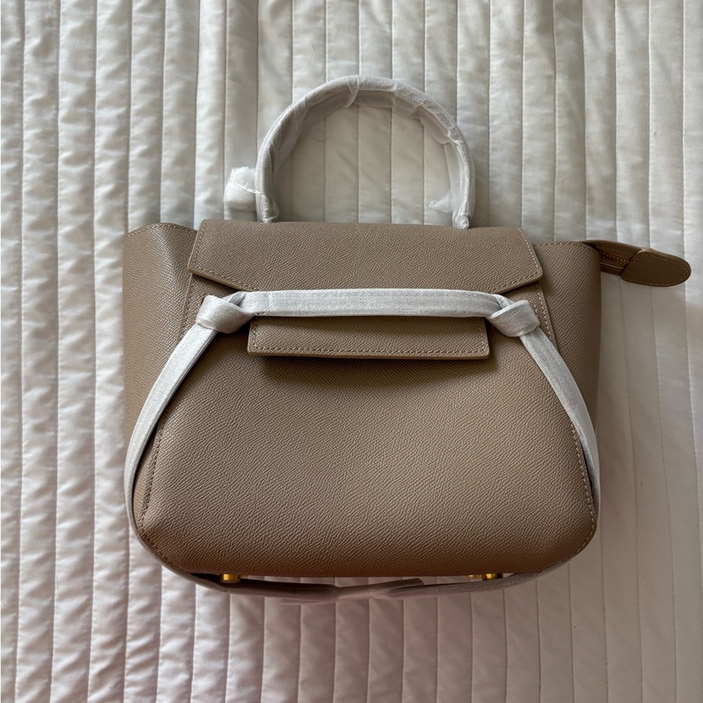 Elegant Tan Handbag - Handheld/Crossbody